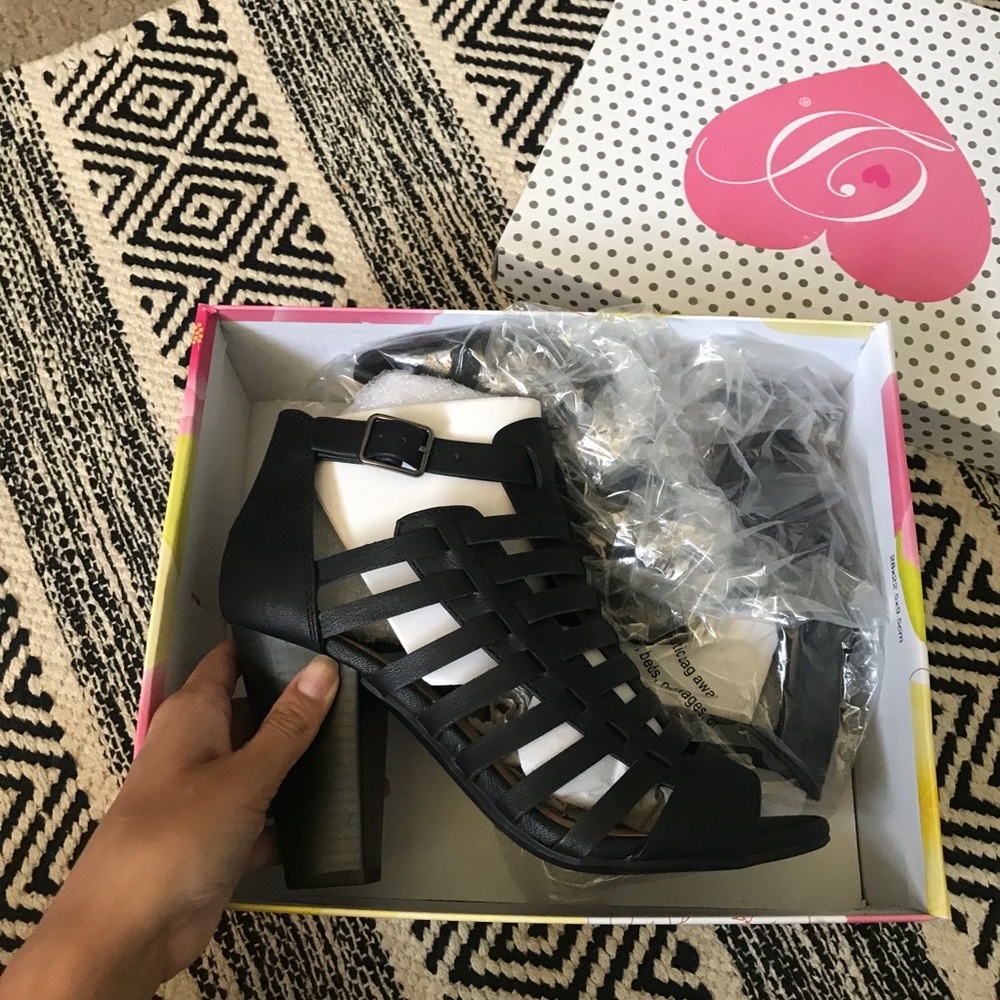 Black heeled sandals